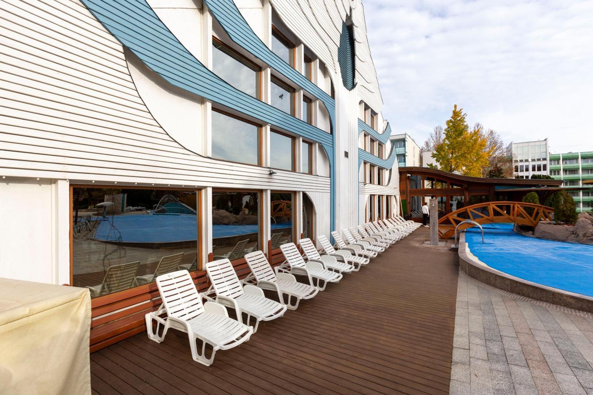 Spa Residence Carbona Heviz Apartments Kakadu 203 A Exteriér fotografie